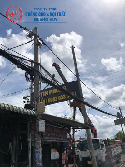 Thi công bảng hiệu Alu chữ nổi Mica cho Trạm dừng chân Bình An - Thủ Đức 20 thi cong bang hieu alu chu noi mica tram dung chan binh an 1